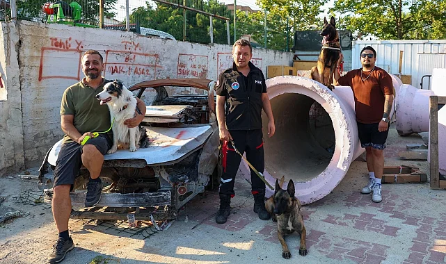 İstanbul Maltepe'de patili kahramanları afetlere hazırlanıyor