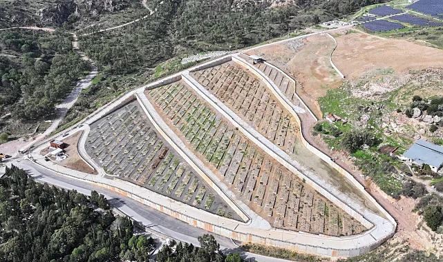 İzmir'de mezarlıklarda Türkiye'ye örnek olacak model