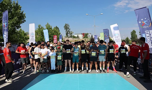 Kayseri Büyükşehir'den Demokrasi Koşusu