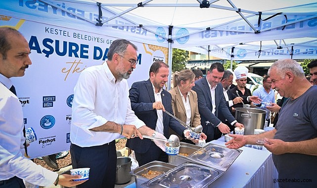Kestel’de Aşure İkramı Yoğun İlgi Gördü