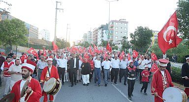 Kocaeli Çayırova 15 Temmuz'da tek yürek oldu