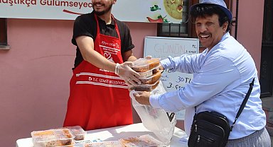 Kocaeli İzmit'te kaliteli ve ekonomik yemek desteğini sürdürüyor