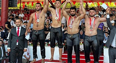 Kocaeli'nin pehlivanı Seçkin Duman Kırkpınar'da tarih yazdı