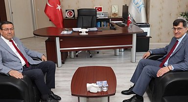 Kütahya'da Başkan Kahveci'den SGK İl Müdürü Sayar'a nezaket