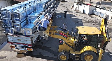 Manisa Büyükşehir'den ilçelere çöp konteyneri desteği