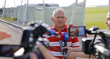 Memduh Büyükkkılıç'tan Kayseri Erciyes'teki takımlara ziyaret