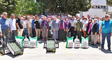 Mersin Büyükşehir'den Gülnarlı üreticilere çok yönlü destek