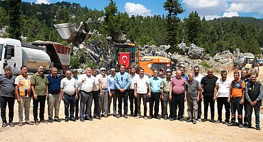 Mersin Gülnar'da 50 yıllık yol sorunu çözüldü