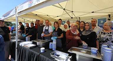 Mudanya BUDO İskelesi’nde Aşure İkramı