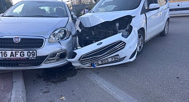 Mudanya Yolu’nda Maddi Hasarlı Trafik Kazası 
