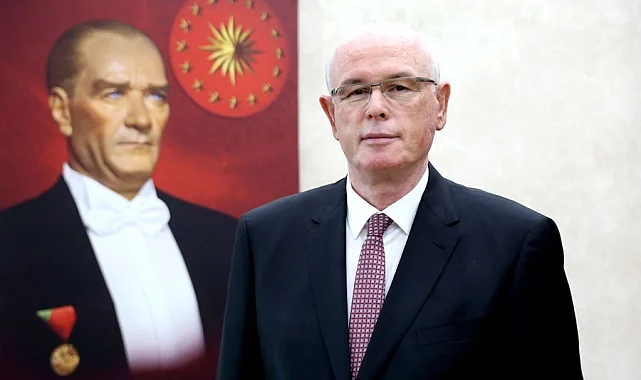 Odunpazarı Belediye Başkanı Kazım Kurt CHP'den istifa etti