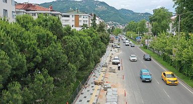 Ordu'da Atatürk Bulvarı'nda kaldırımlar yenileniyor
