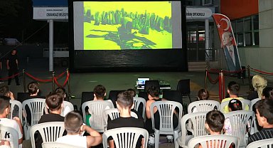 Osmangazi Belediyesi çocuklara yazlık sinema keyfi yaşatıyor