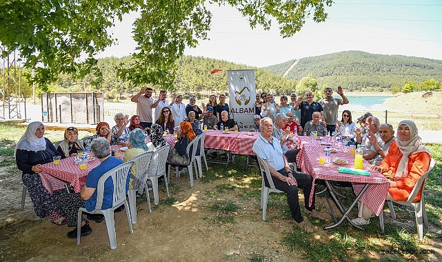 Osmangazi Belediyesi’nden Alzheimer Hastalarına Moral Pikniği