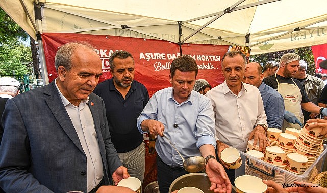 Osmangazi Belediyesi’nden Mihraplı Camii’nde Muharrem Ayına Özel Aşure İkramı