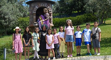 Osmangazi’de çocuklar “Kolektif Okuma” etkinliğinde kitapları birlikte keşfetti