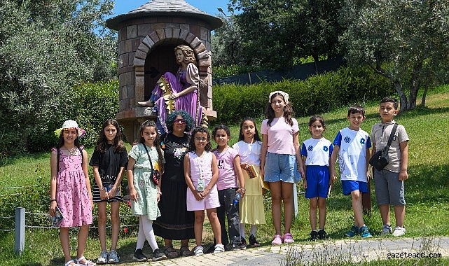 Osmangazi’de çocuklar “Kolektif Okuma” etkinliğinde kitapları birlikte keşfetti