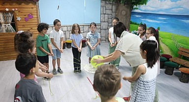 Osmangazi’de çocuklara yönelik drama atölyesi başladı