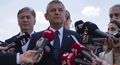 Özgür Özel CHP'ye Veda Etti