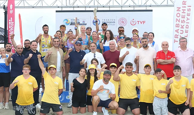 Trabzon'da plaj voleybolu heyecanı