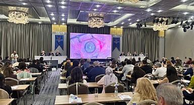 Canlı Yayında Göz Ameliyatı