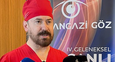 50 Profesörden Canlı Göz Ameliyatı